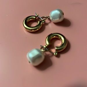 Ana Luisa pearl earrings ✨ Sara hoops